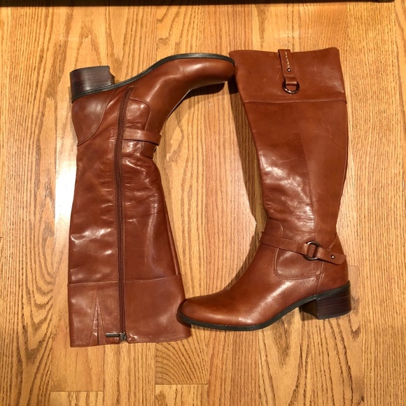 Bandolino Shoes - Bandolino Excellent Condition Leather Boots